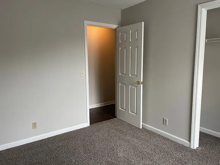 1812 Barnwell Ct — Photo 13