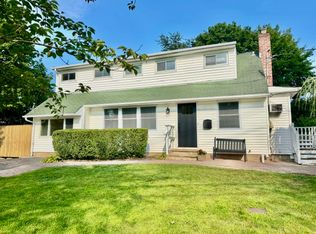 (Undisclosed Address), East Northport, NY 11731