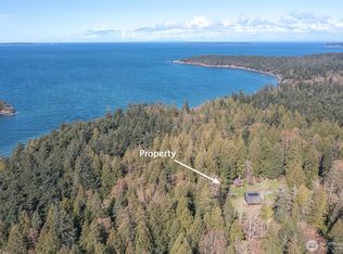 653 Cedar Hill Rd, Eastsound, WA 98245