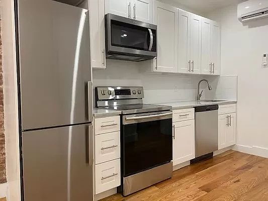1st image of 263 Rogers Ave #3