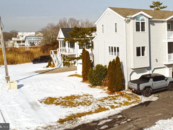 105 Atlantic Ave, Waretown, NJ 08758