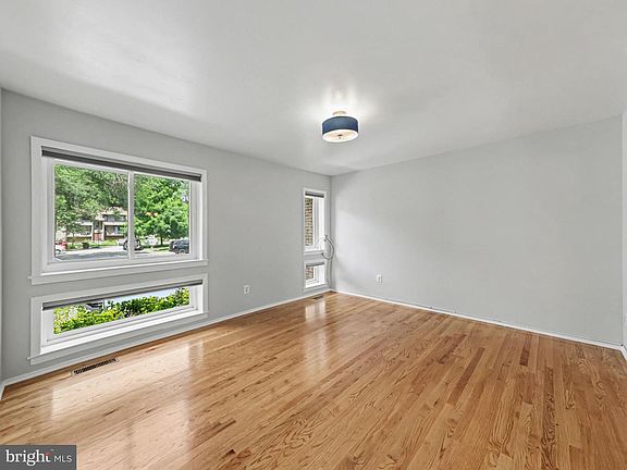 4th image of 7836 Marconi Ct
