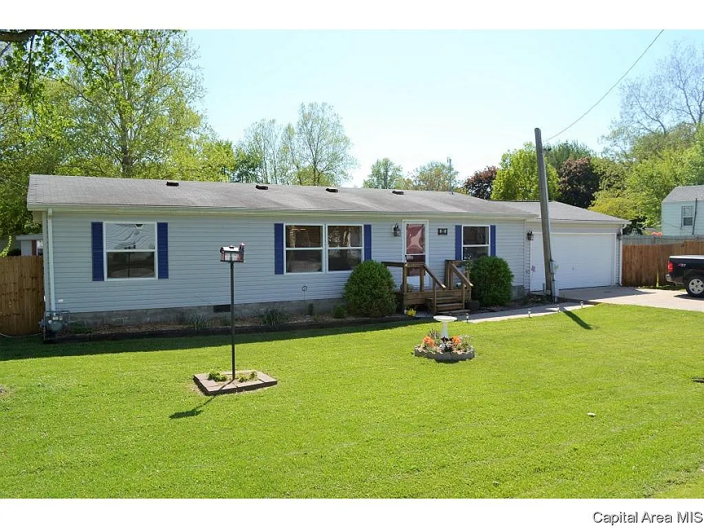 202 W Springfield St photo 1