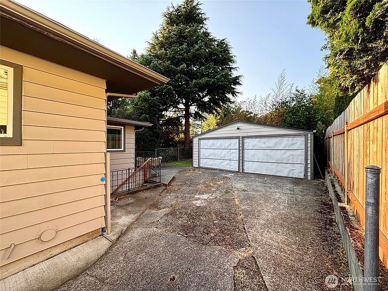 3rd image of 1706 N 50th Street