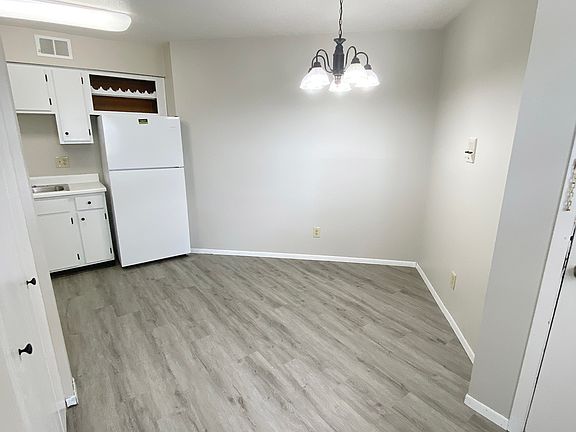 DINING AREA FROM ENRANCE