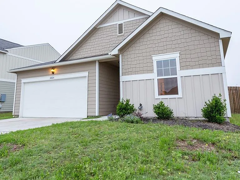 14024 Sherri Berry Way — Photo 31