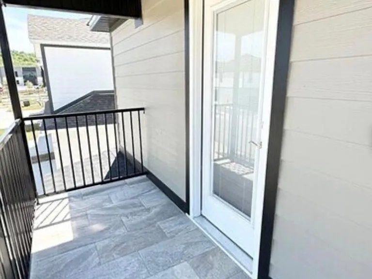 4223 W Santa Fe Street — Photo 10