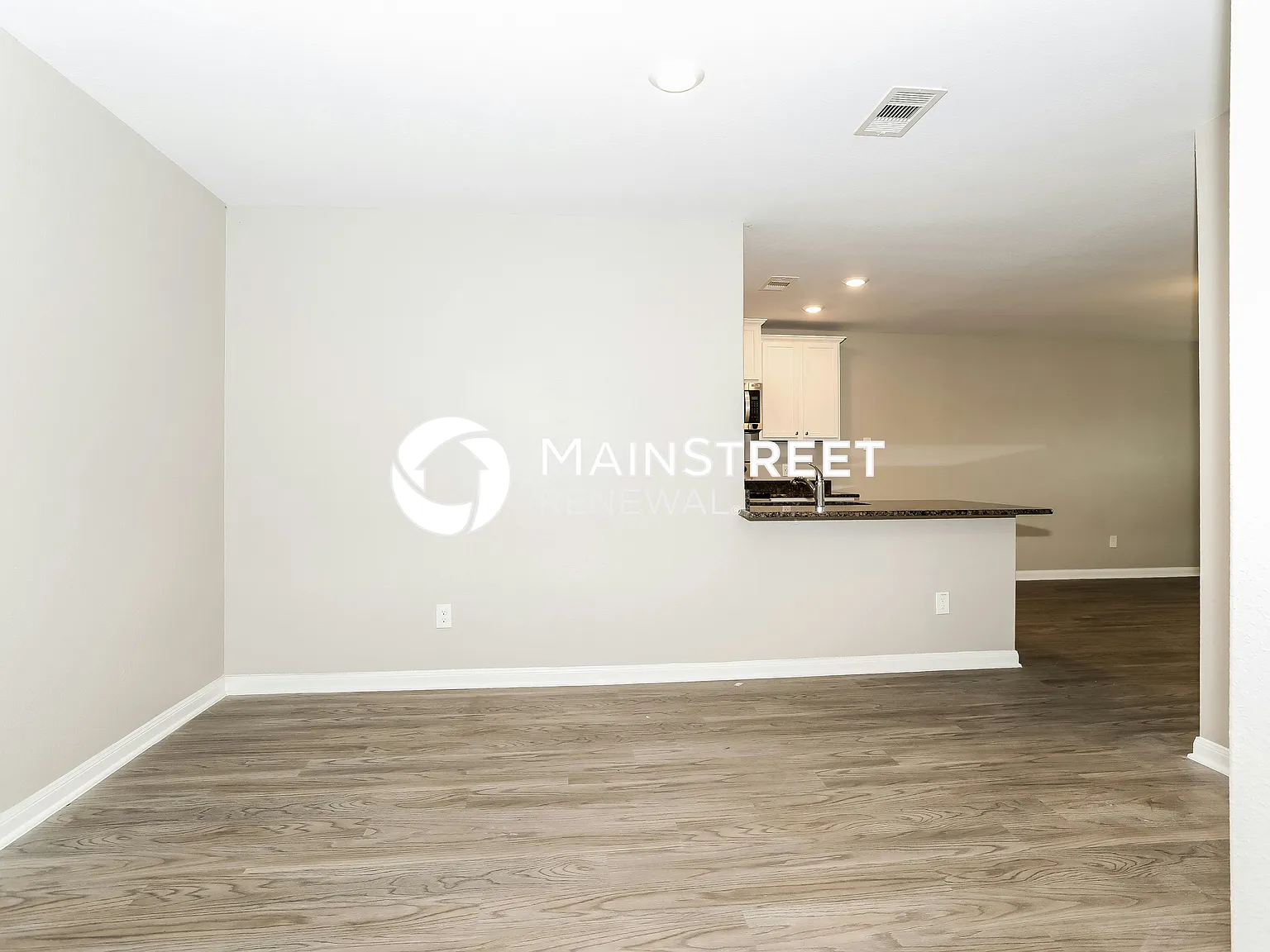 25208 Dickens Drive — Photo 4