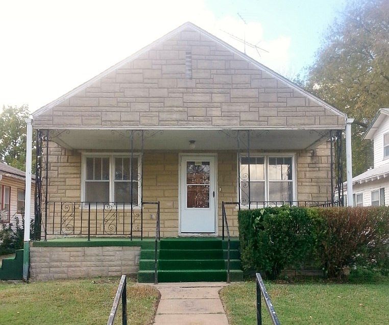 1st image of 318 S Jefferson Ave