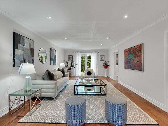 5th image of 2084 Obeck Cres