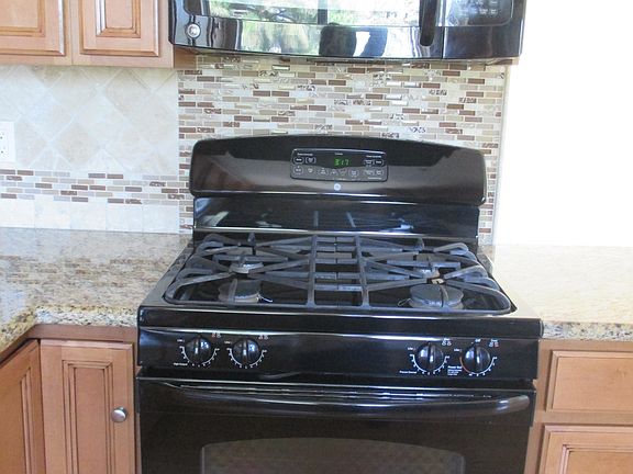 Stove and built-in microwave