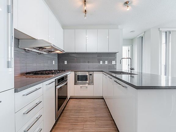 5th image of 6658 Dow Ave #1005