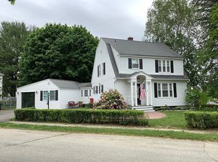 9 Hall St, Lewiston, ME 04240