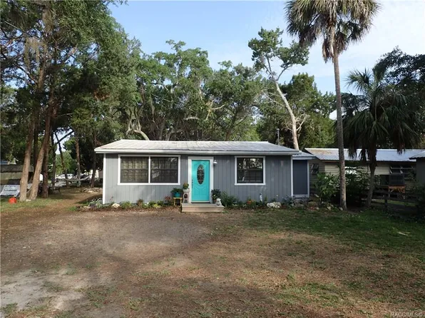 2296 S Waterman Dr, Crystal River, FL 34429
