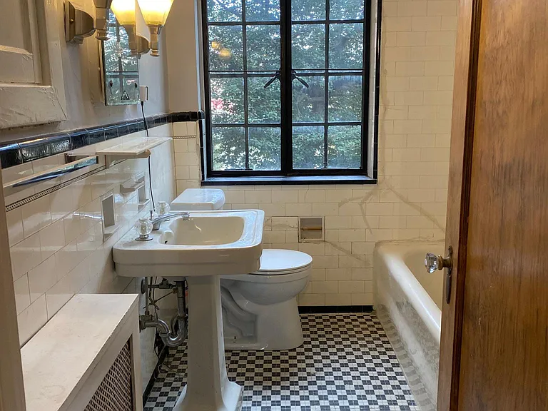 1212 Delaware Ave #B6 — Photo 14