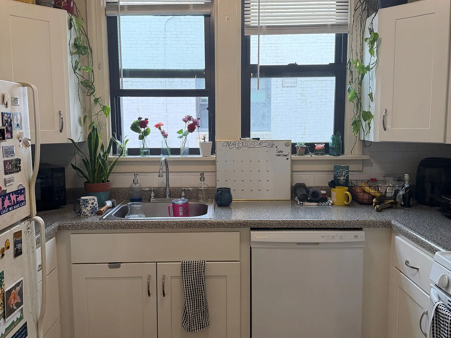 2 bed, 1025 sqft, $1,753 — Photo 4