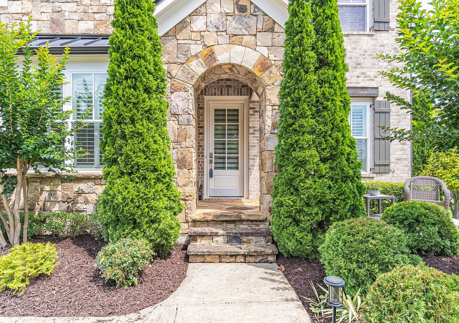 829 Adler Ct — Photo 4