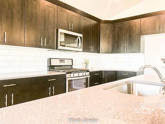 5th image of 4046 Queen Ann Dr