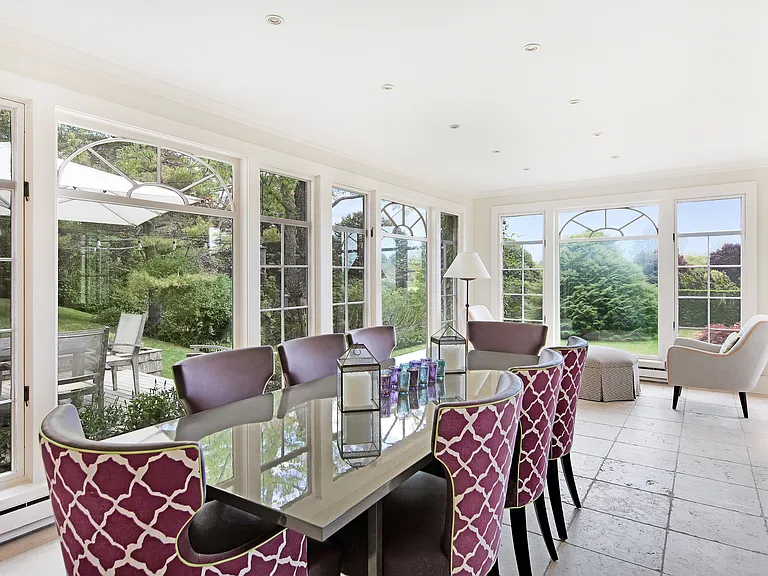 17 Apaquogue Rd — Photo 18
