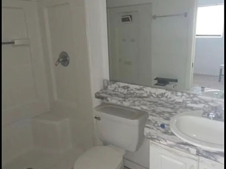 746 Wyman Ct — Photo 3