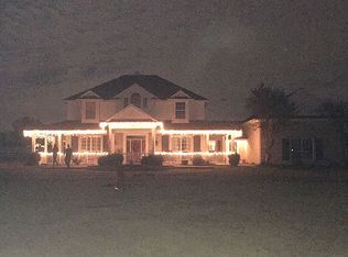 1009 Round Hill Rd, Fort Worth, TX 76131