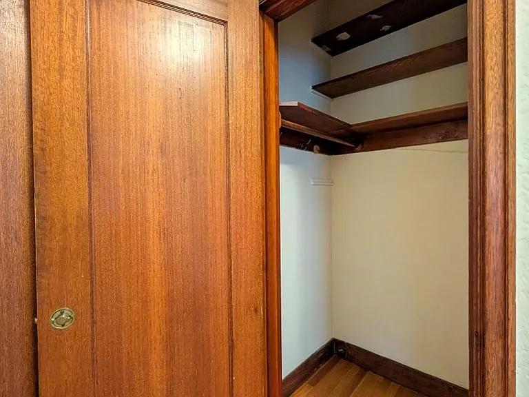 2427 Hilgard Ave — Photo 24