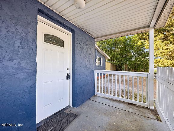 3rd image of 2239 LANE Avenue S