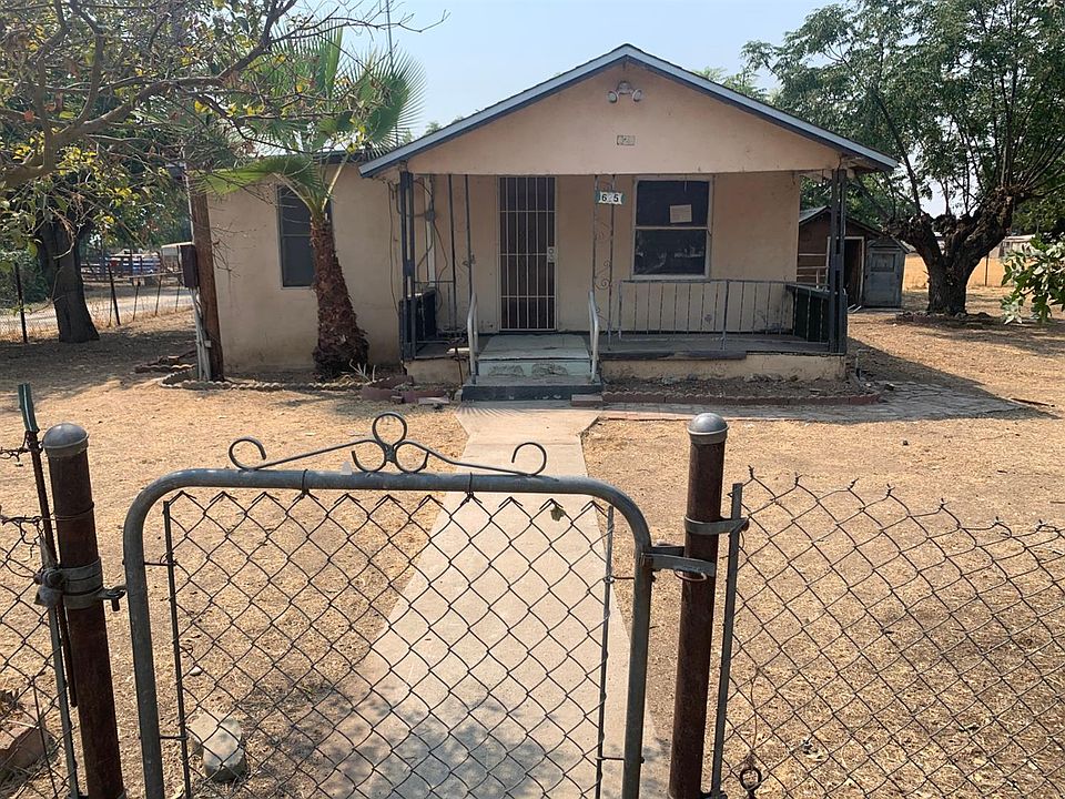 2nd image of 625 N Brawley Ave