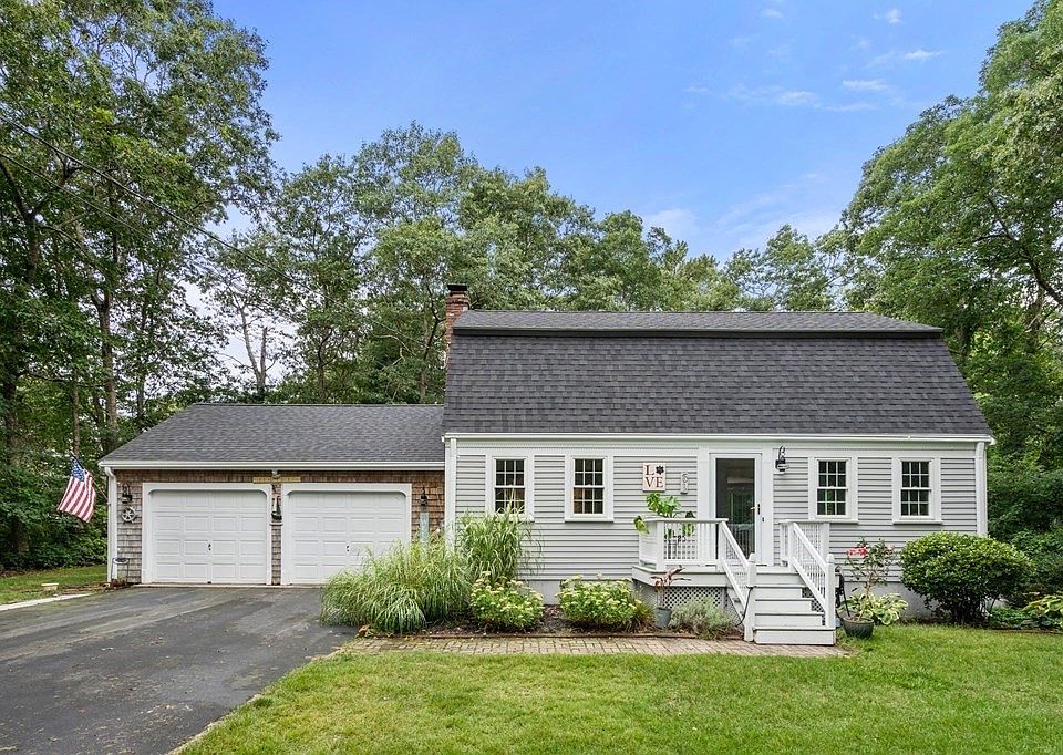 1st image of 51 White Oak Dr