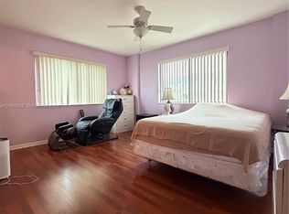 8020 Hampton Blvd APT 401, North Lauderdale, FL 33068