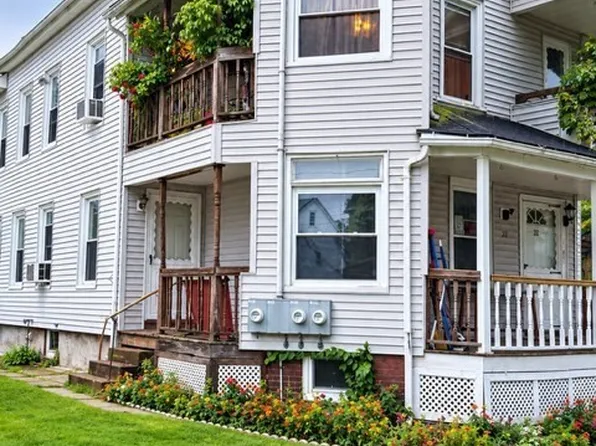 22-24 Raymond Pl, Springfield, MA 01104