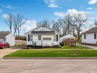 1210 W Robinson St, Knoxville, IA, 50138