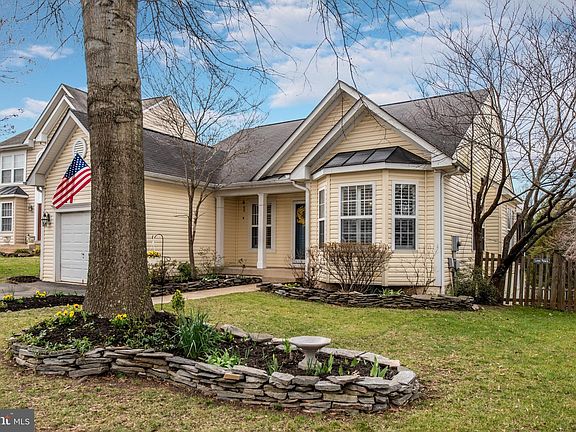 4th image of 508 Colony Ct