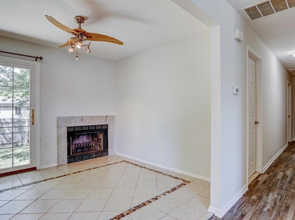 1st image of 2028 Adams Ave