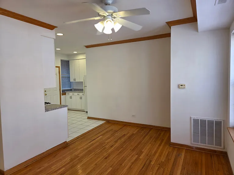 1352 W Jarvis Ave #2 — Photo 9