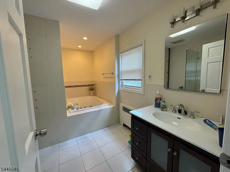 44 Greenwood Dr — Photo 15