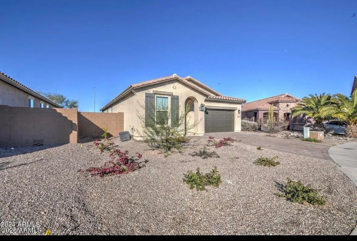4 bed, 1878 sqft, $2,100 — Photo 4