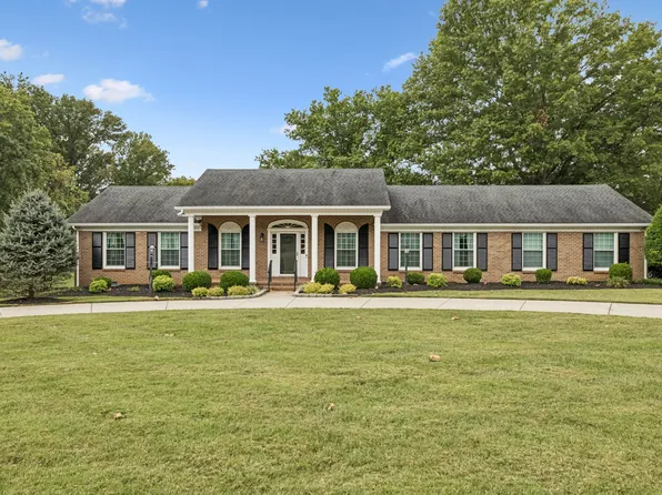 2411 Riverview Dr, Murfreesboro, TN 37129