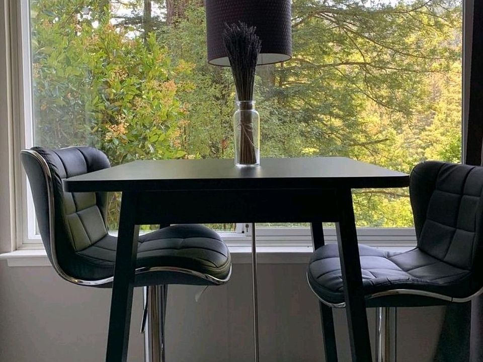 Or Desk fits well here