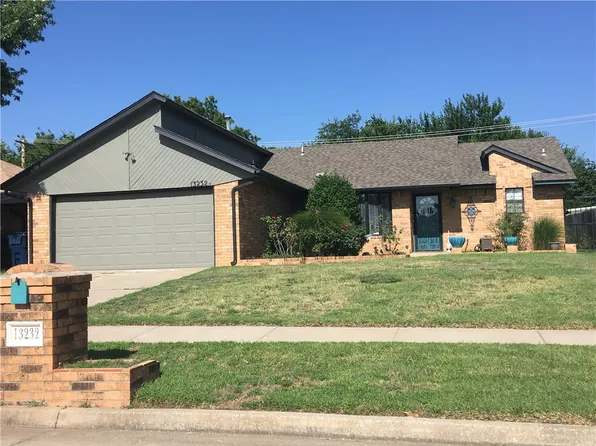 13232 Eastridge Dr, Oklahoma City, OK 73170