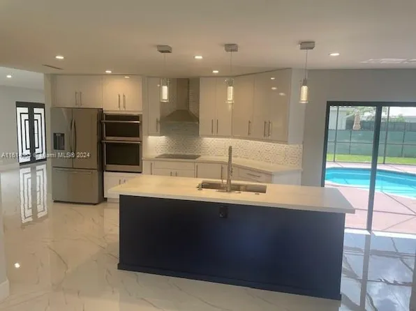 4302 NW 54th St, Coconut Creek, FL 33073