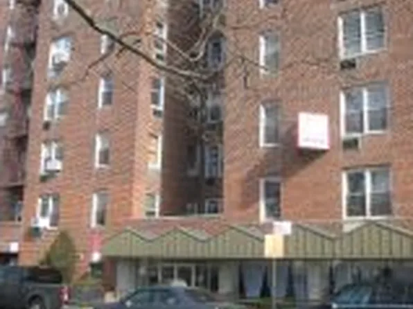 2665 Homecrest Avenue image 1 of 1