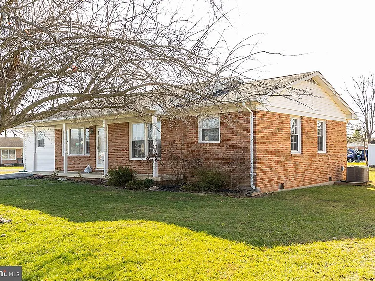 120 Meadowlark Ln — Photo 35