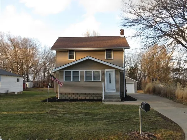 1725 Faye Rd, Akron, OH 44306