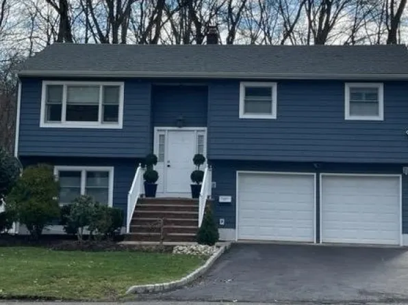 127 Greenbrook Rd, Green Brook Twp., NJ 08812