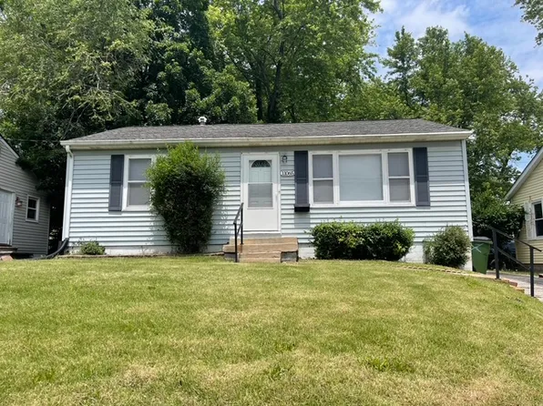 11065 Gertrude Ave, Saint Ann, MO 63074