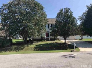 60 Raven Hill Ct, Clayton, NC 27520