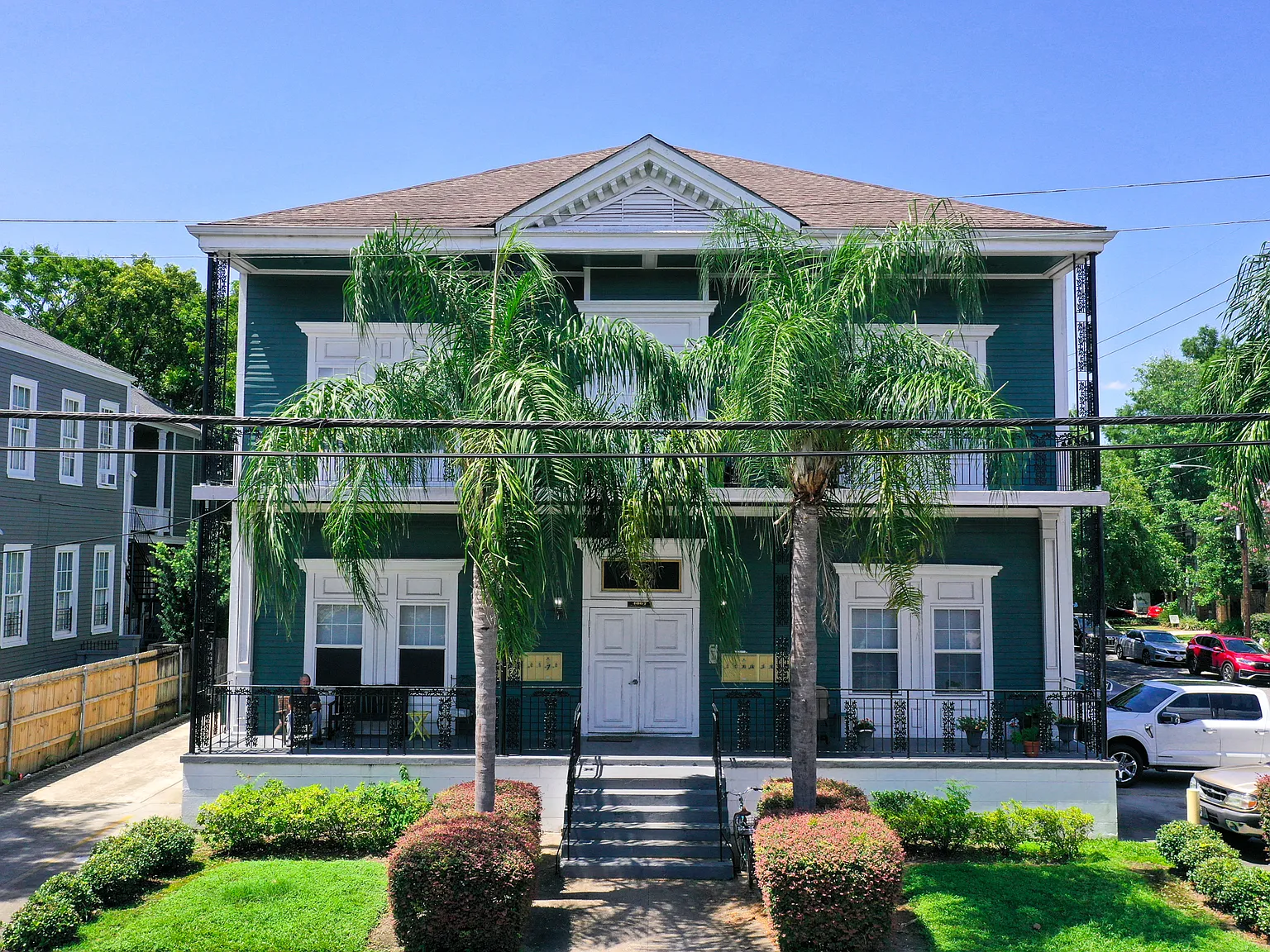 4007 Prytania St — Photo 2