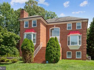 3605 Hummer Rd, Annandale, VA 22003