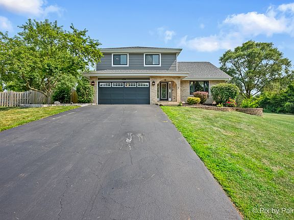 2nd image of 1706 Tall Tree Ln